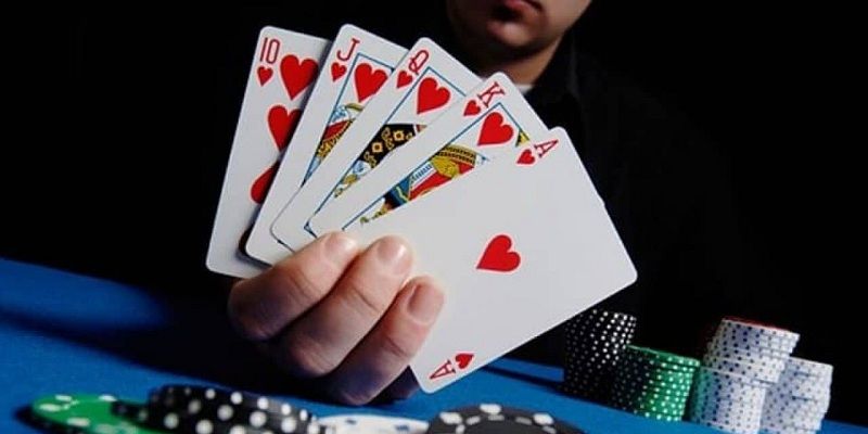 Cách chơi sâm lốc phù hợp với người mới chơi casino lần đầu